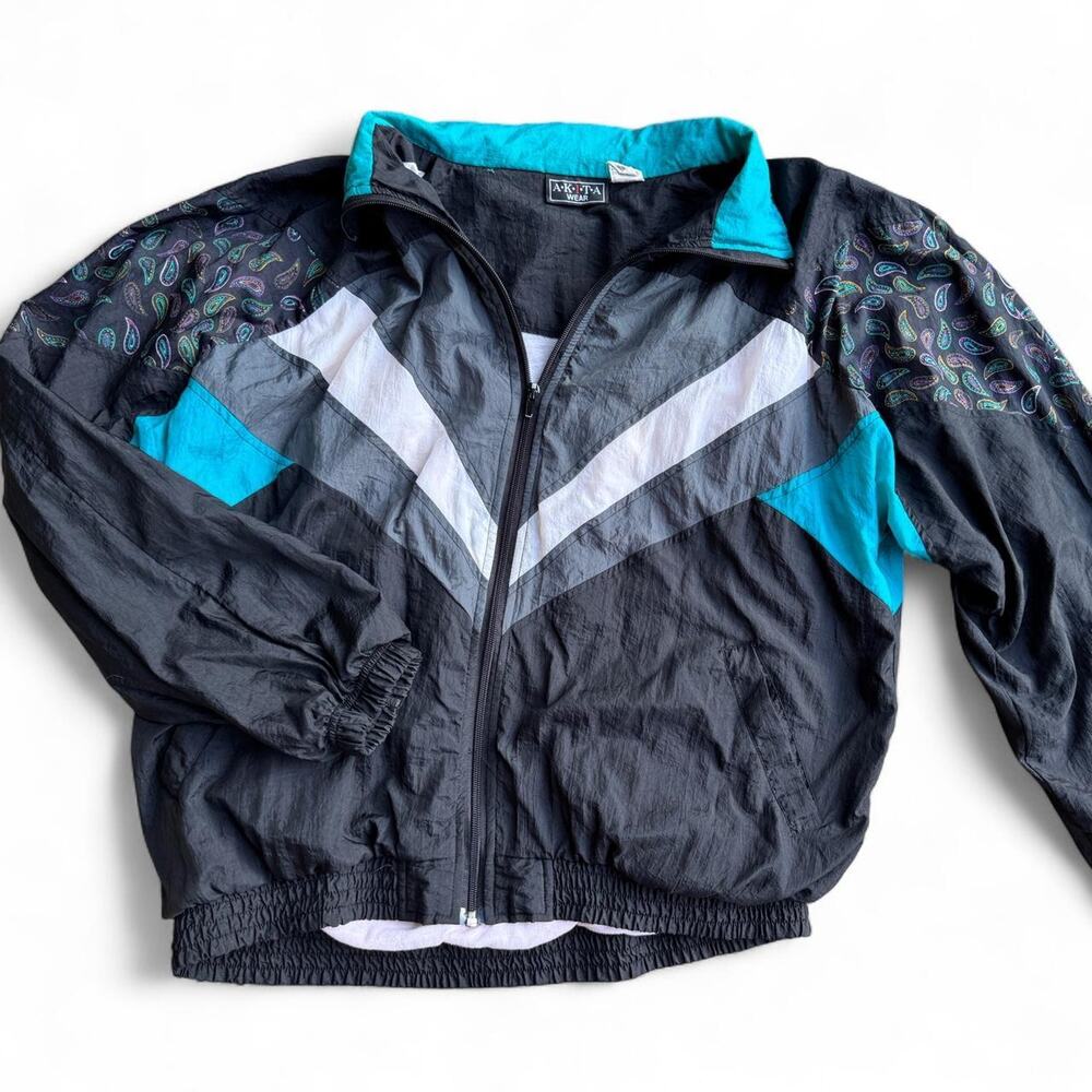 Akita black and blue 90s